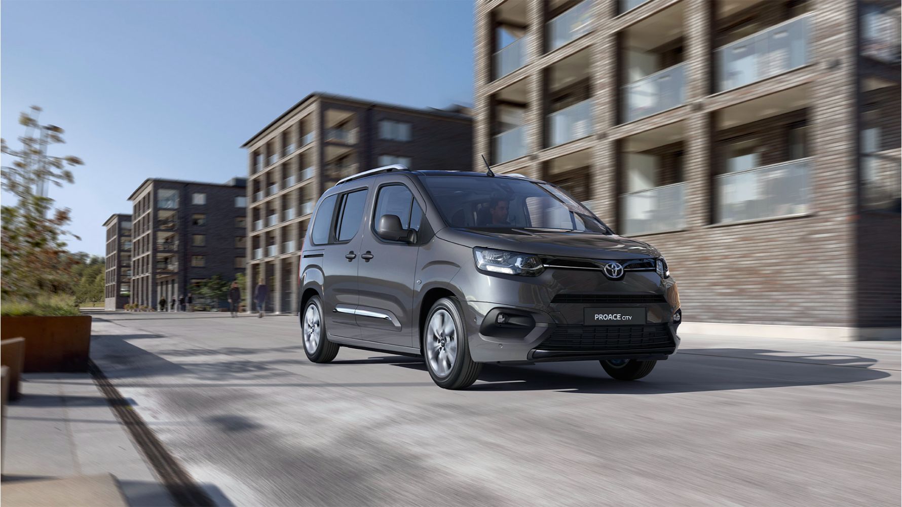 toyota_proace_city_verso_2020_gallery_01_full_tcm_3046_1858804