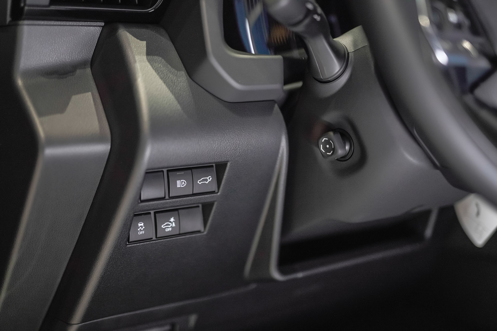 lc300_09122025_dsc0987_1600