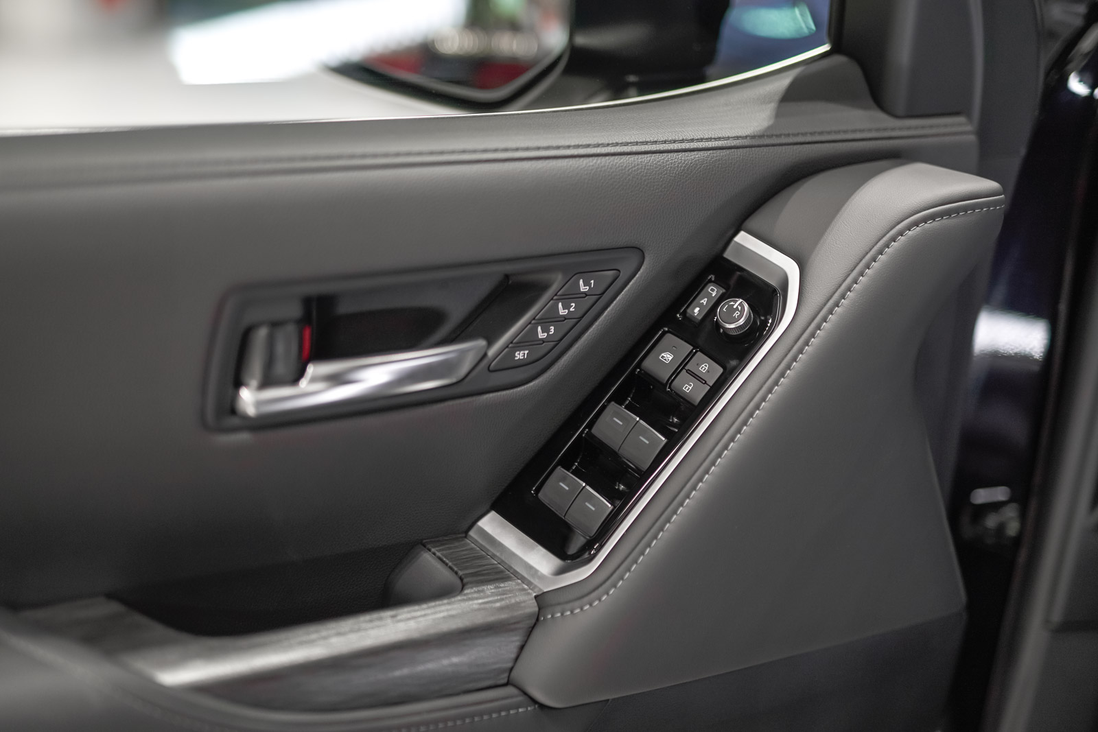 lc300_09122025_dsc0989_1600