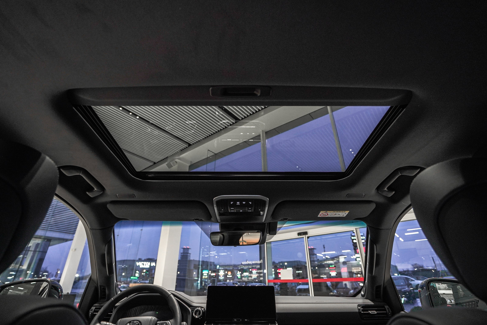 lc300_09122025_dsc1018_1600