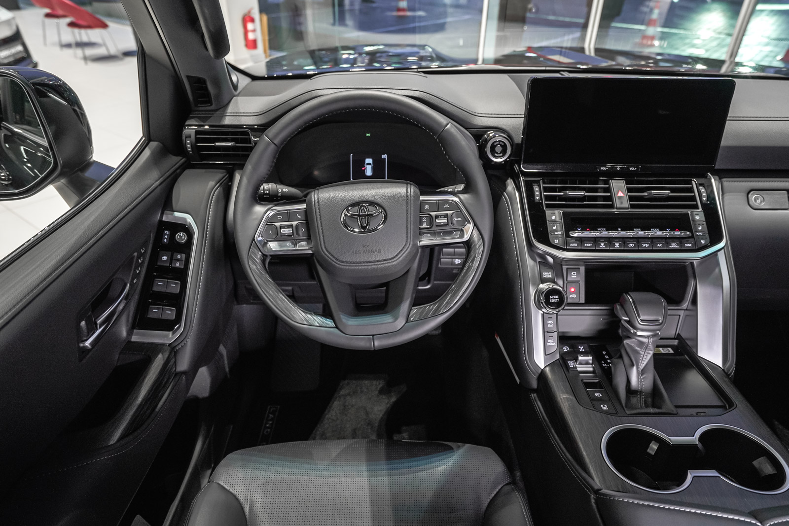 lc300_09122025_dsc1021_1600