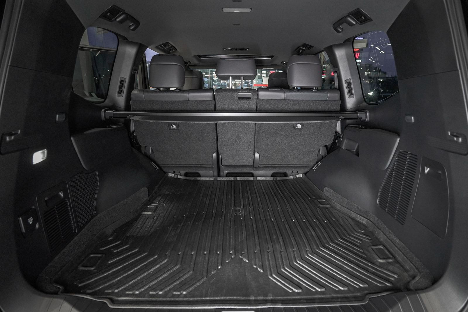 lc300_09122025_dsc1031_1600