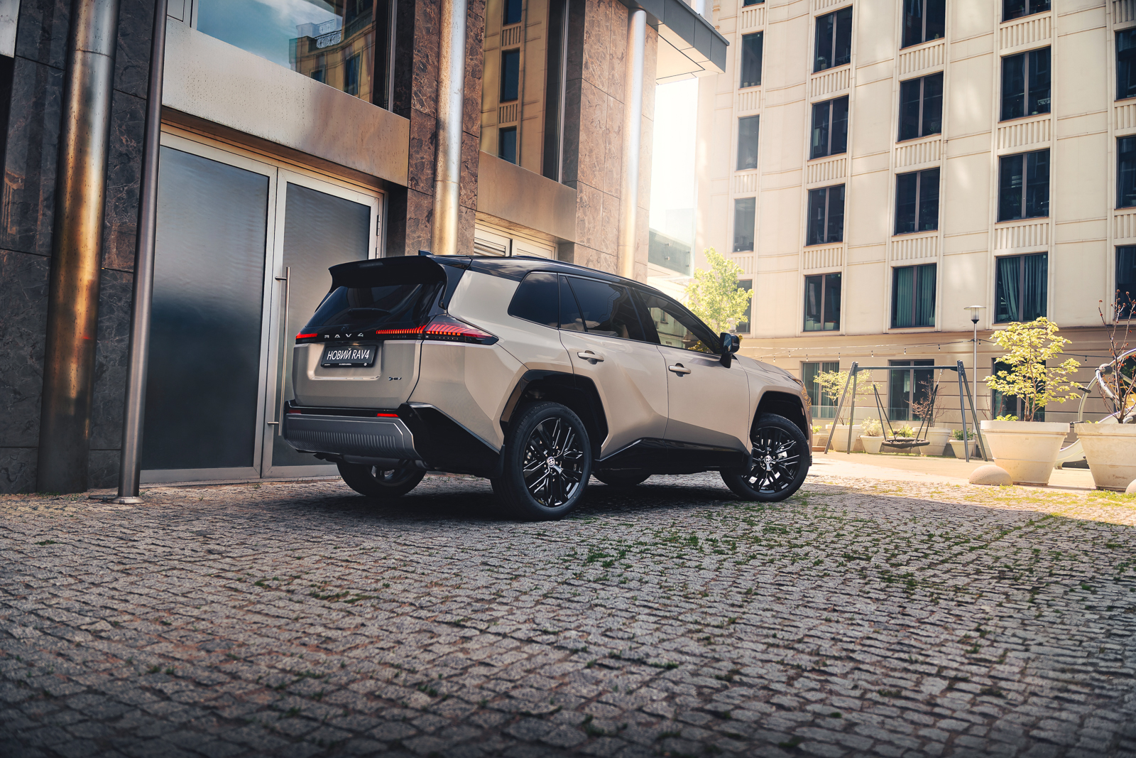 rav4_newsgallery_11082026_18_1600