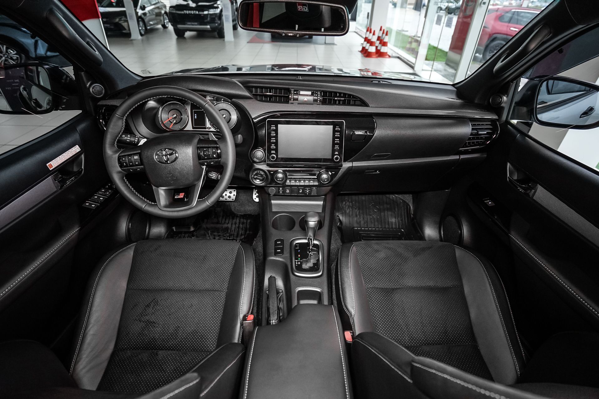 hilux_16052023_23_1600