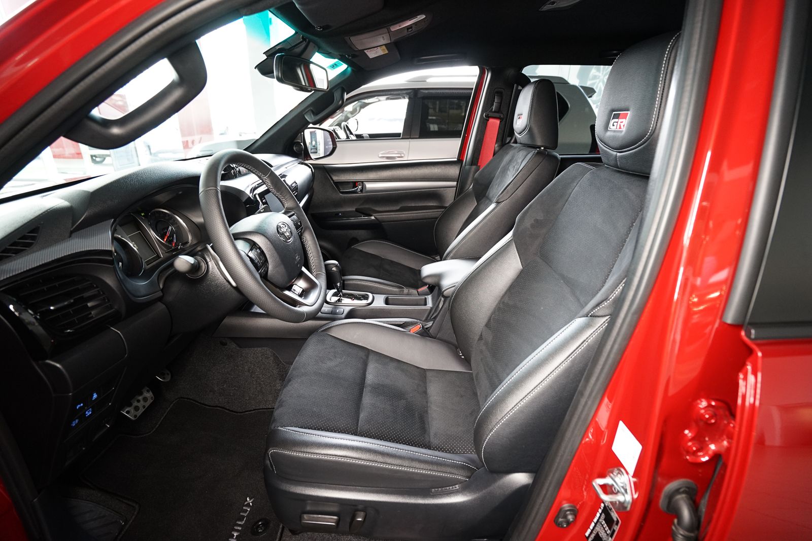hilux_02102023_8_1600